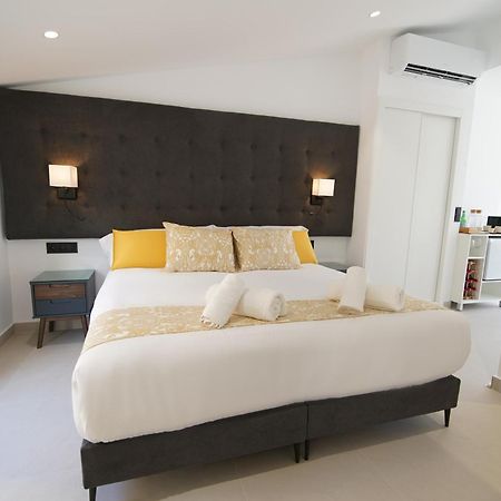 Bet Apartments - Suites Puerto Валенсия Екстериор снимка