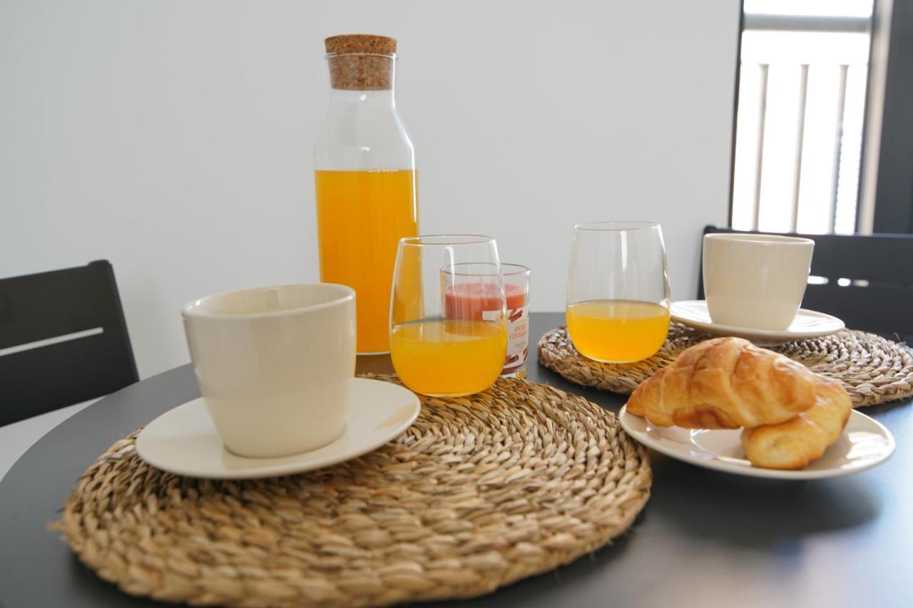 Bet Apartments - Suites Puerto Валенсия Екстериор снимка