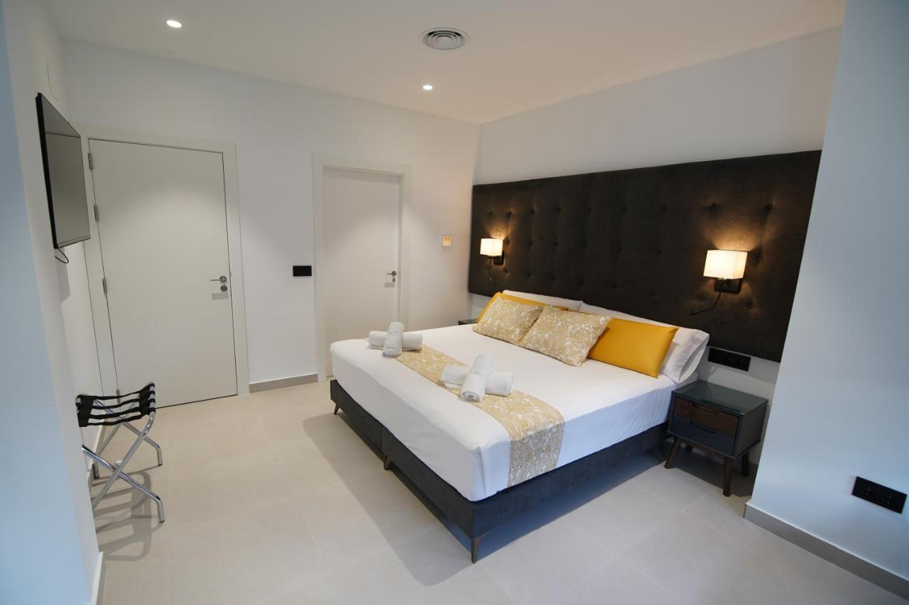 Bet Apartments - Suites Puerto Валенсия Екстериор снимка